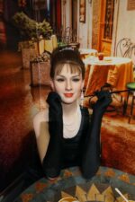 Audrey Hepburn - Image 3